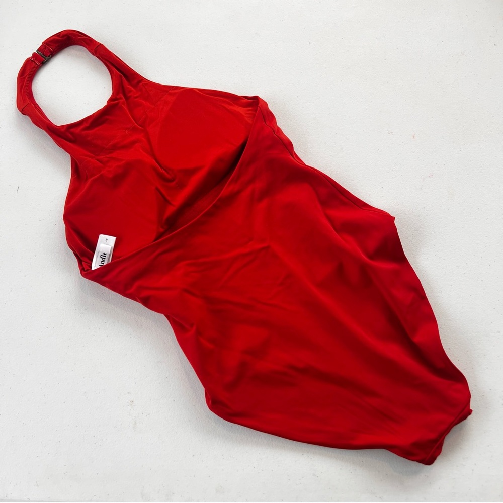 New Andie Swim The Luzon Chili Pepper Red Halter Neck One-Piece Classic Swimsuit - Picture 10 of 11